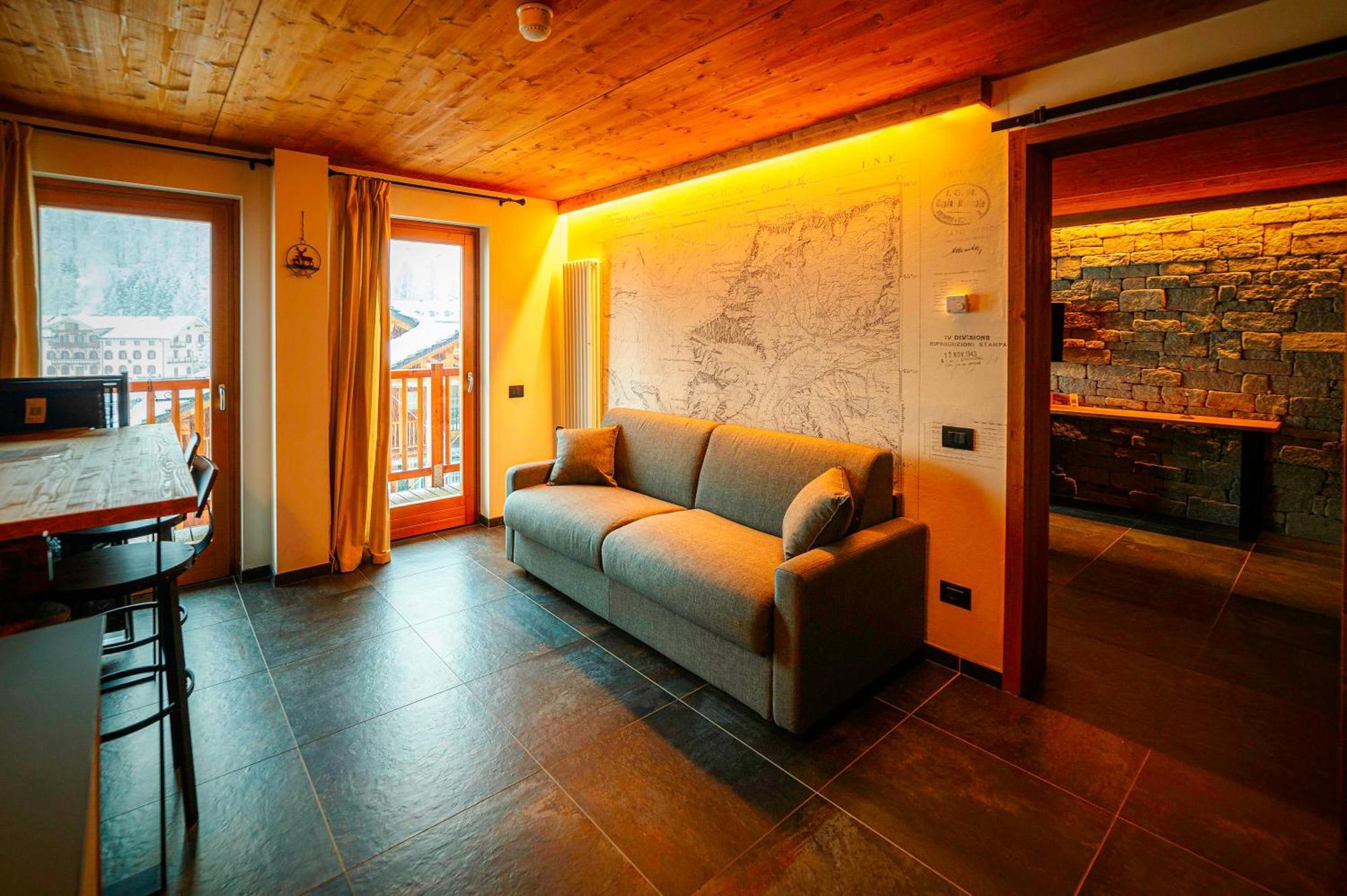 غريسّوني لا ترينيتي Alta Luce Mountain Lodge المظهر الخارجي الصورة