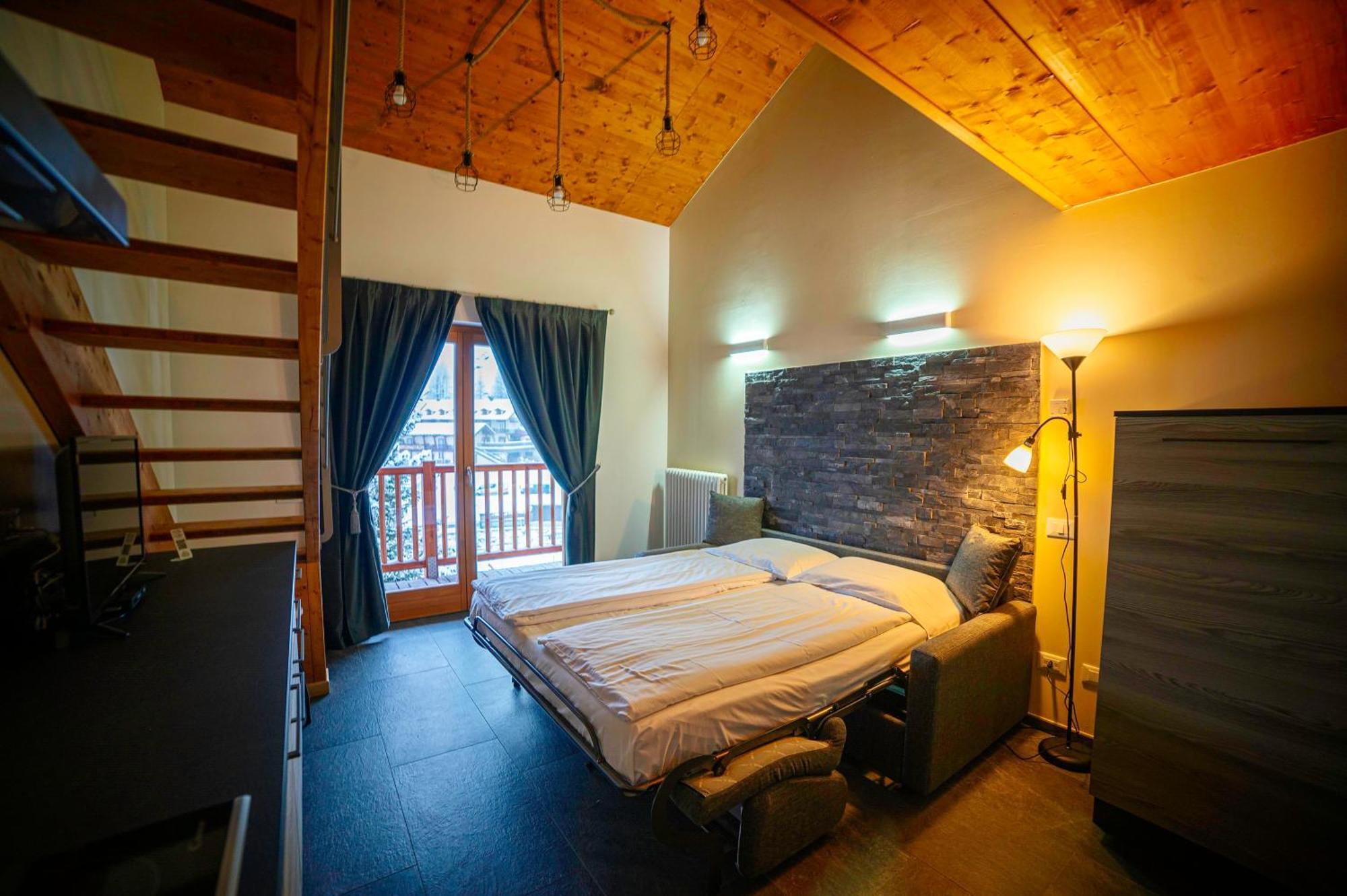 غريسّوني لا ترينيتي Alta Luce Mountain Lodge المظهر الخارجي الصورة